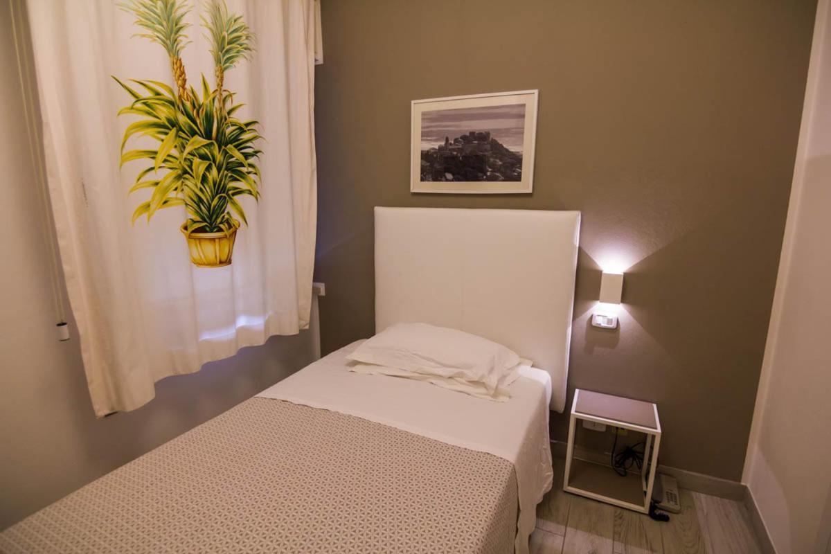 Hotel Mirella Castiglione della Pescaia Zimmer foto